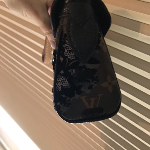 LOUIS VUITTON Monogram Fleur de Jais Manege Bag - Picture 5 of 7